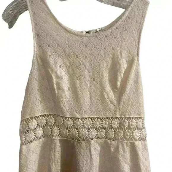Free People Women's Ivory Lace Knit Mini Dress Size 6 - Picture 2 of 10